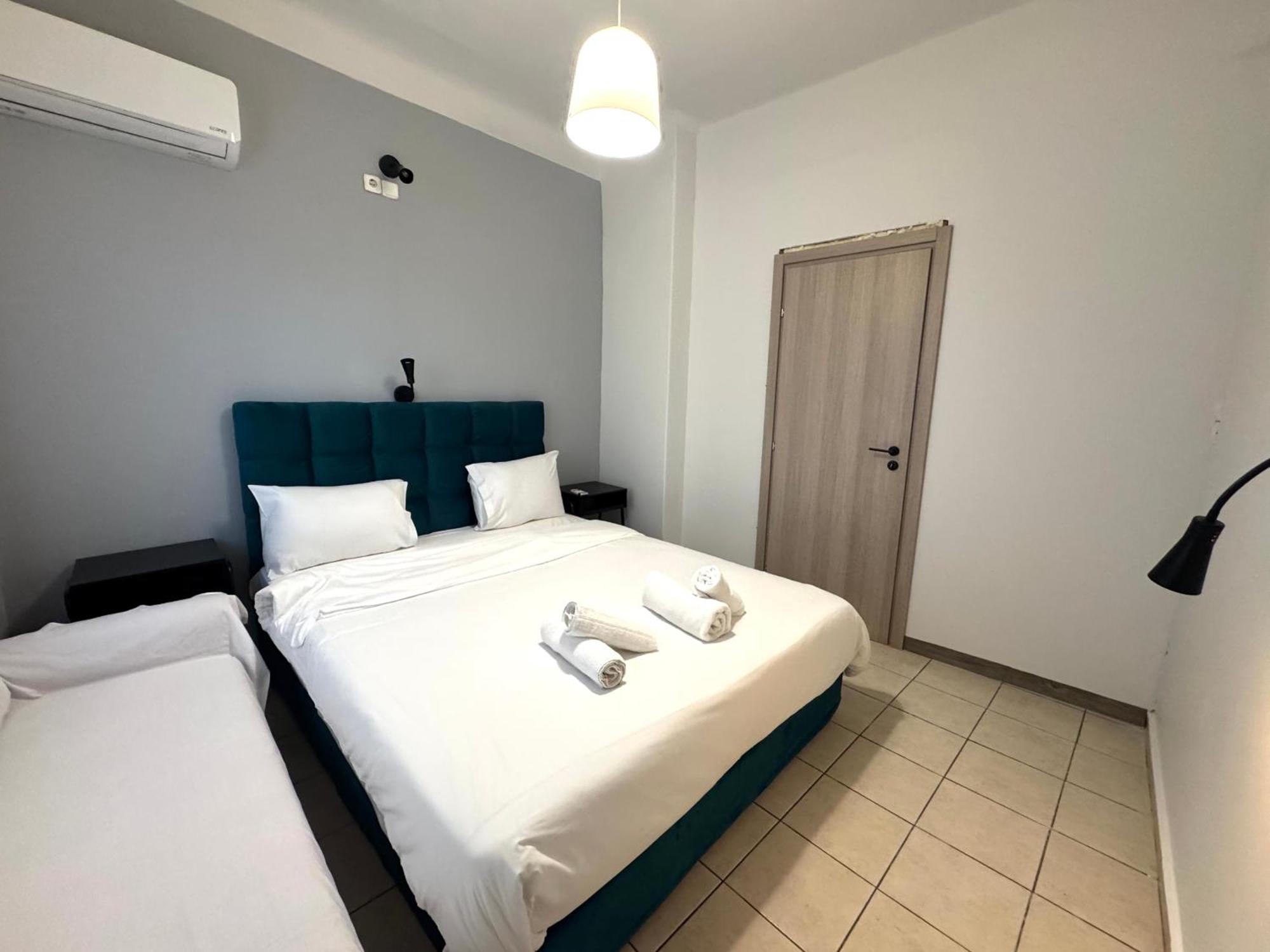 Themis 5 Apartment *